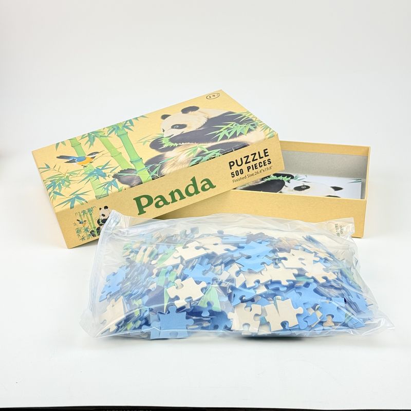 Helle und farbenfrohe Puzzles aus Pappe für den Familienspaß im Innenraum
